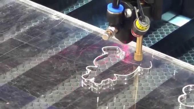 latest company news about How to Use a CO2 Laser Cutter for Acrylic Sheets 2