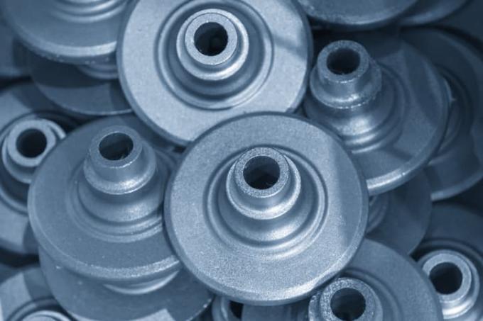 latest company news about How to Remove Rust from Cast Iron Using Laser Cleaning 0